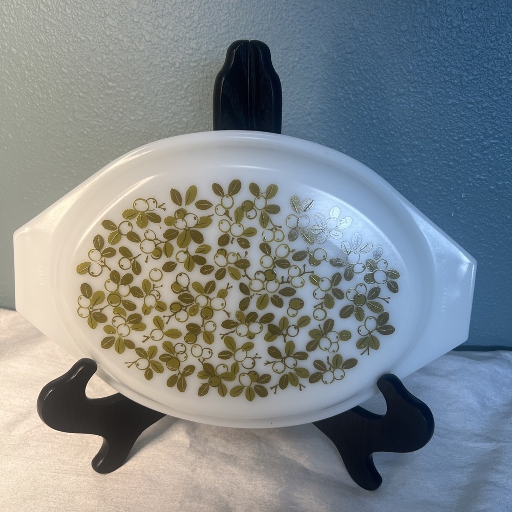 Vintage Pyrex‎ 945-C Replacement Casserole Lid 1960's Verde Green Olive 13"